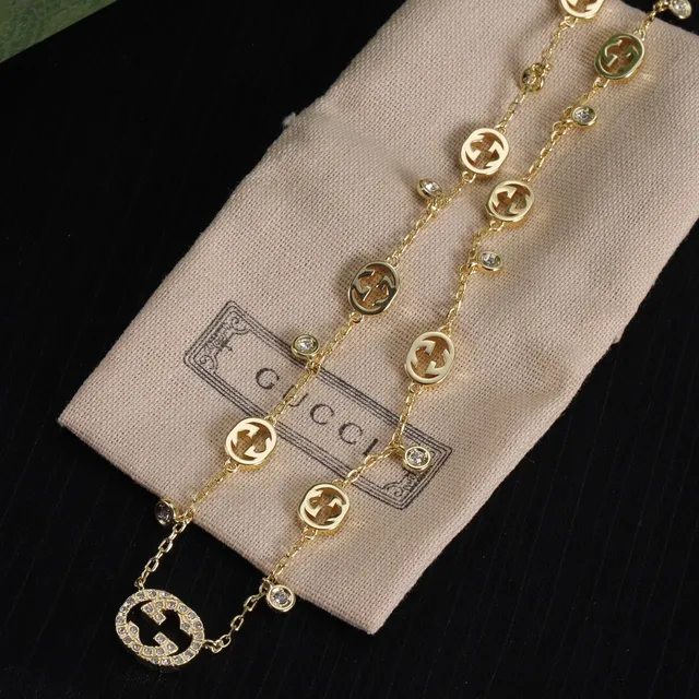 Gucci Interlocking G Pavé Crystal Gold Necklace 3