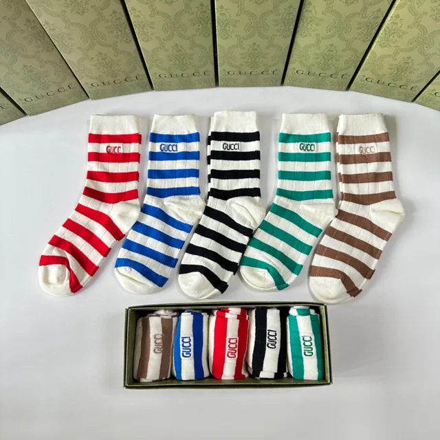 Gucci Multicolor White Ribbed Knit Horizontal Striped Pattern Socks 1