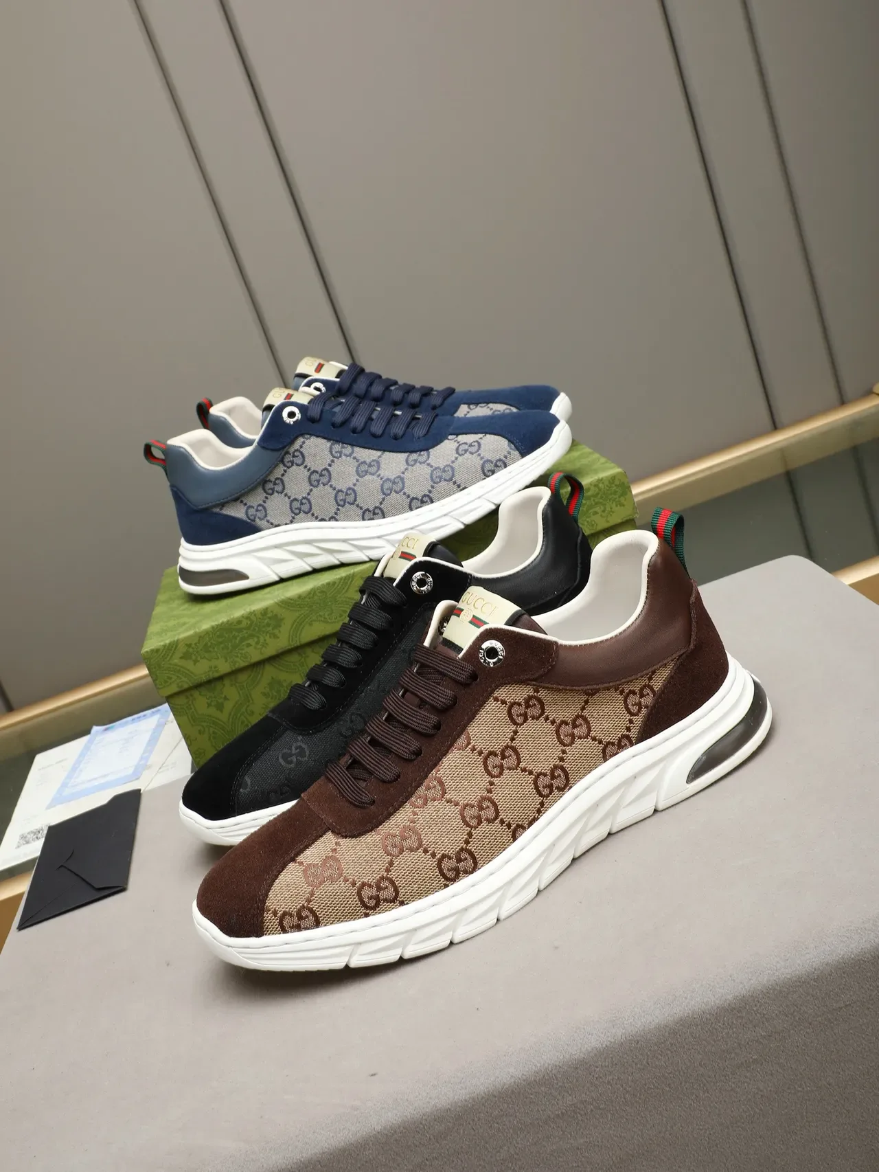 Sneakers lifestyle Gucci Navy Gray GG Monogram Mesh Suede Overlays 2