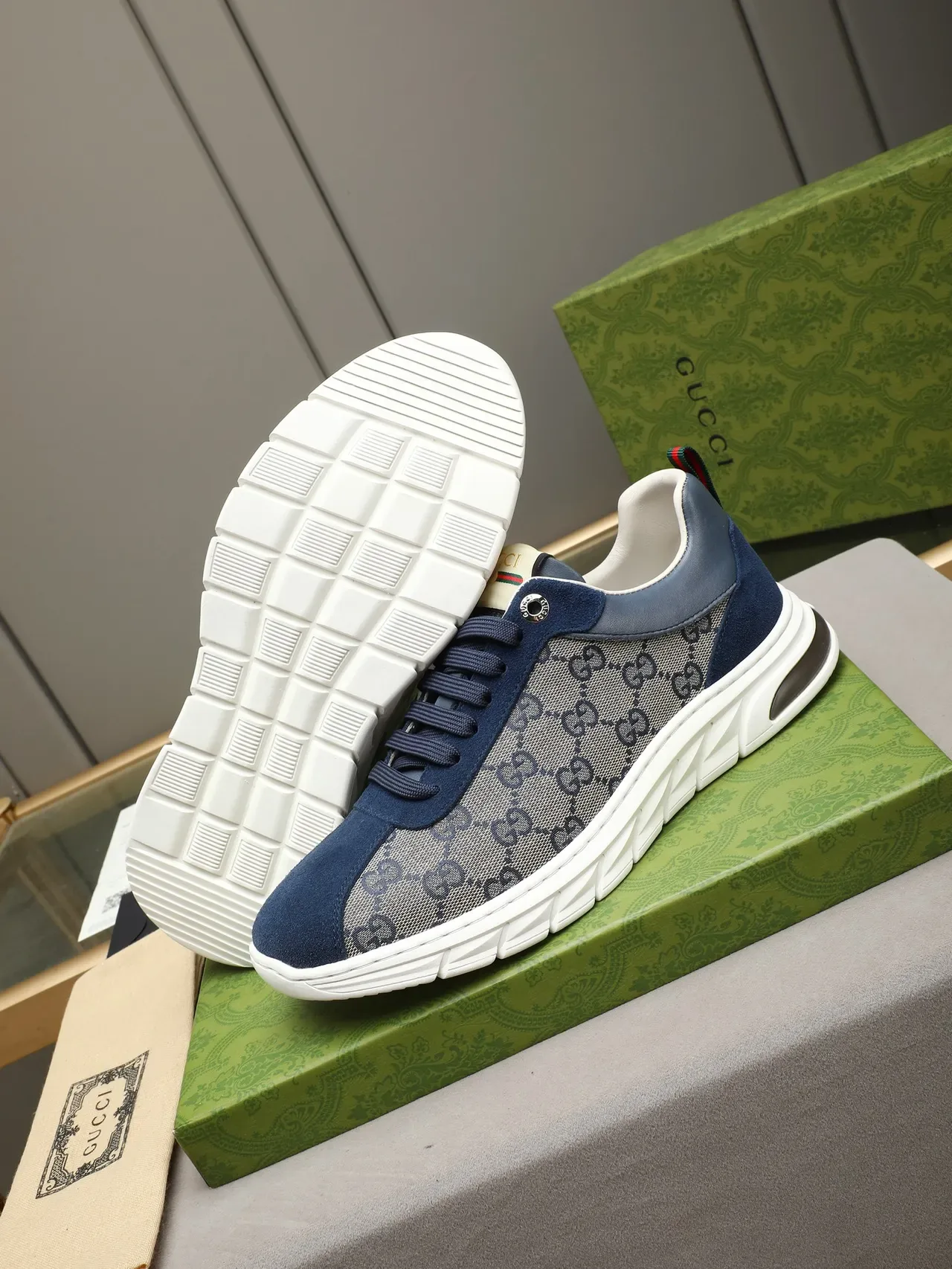 Sneakers lifestyle Gucci Navy Gray GG Monogram Mesh Suede Overlays 5