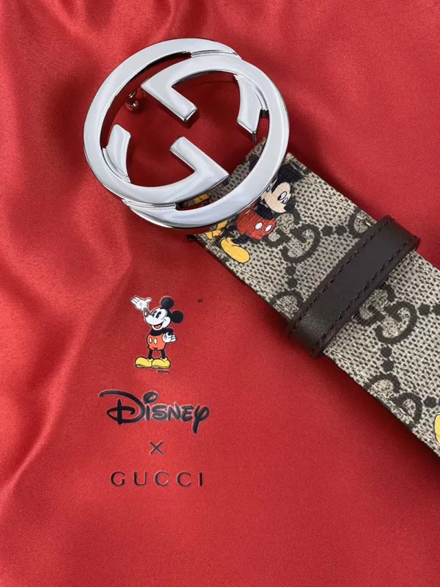Gucci Ophidia beige marron GG monogramme toile impression de Disney Mickey Mouse ceinture en cuir 3