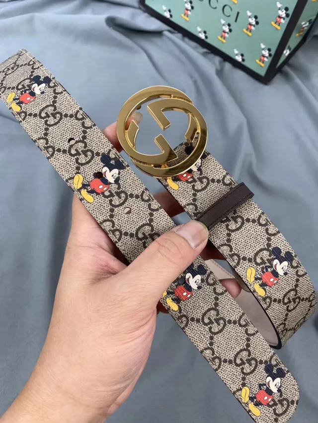 Gucci Ophidia beige marron GG monogramme toile impression de Disney Mickey Mouse ceinture en cuir 12