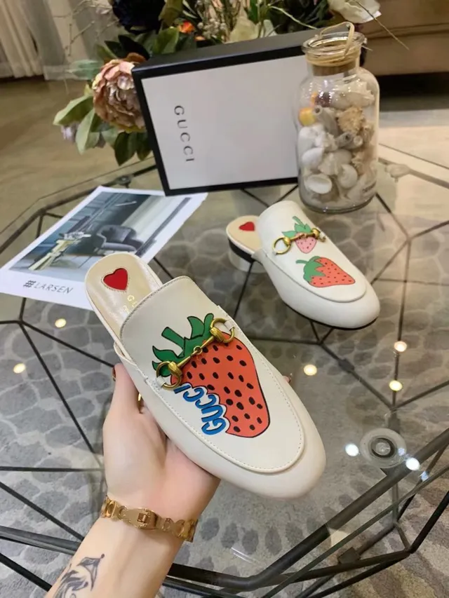 Gucci Ophidia Beige Multicolore Fraise appliquée Bride de mors Boucle Mocassins 1