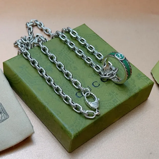 Gucci Ophidia Green Enamel Interlocking G Pendant Necklace 2
