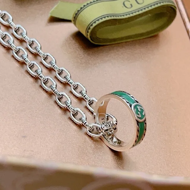 Gucci Ophidia Green Enamel Interlocking G Pendant Necklace 3
