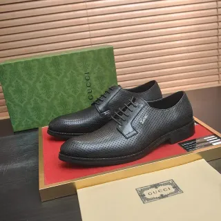 Gucci Perforated Leather Oxford Shoes
