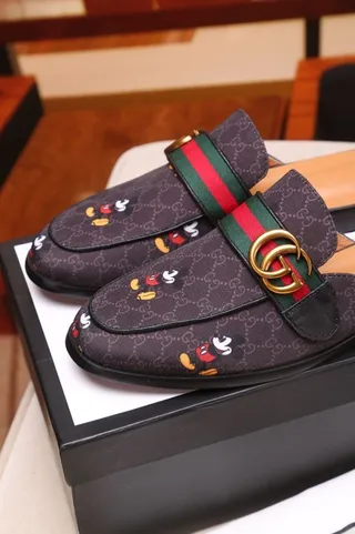 Gucci Princetown Mickey Mouse Broderie Mocassins 2