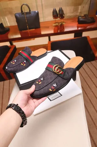 Gucci Princetown Mickey Mouse Broderie Mocassins 7