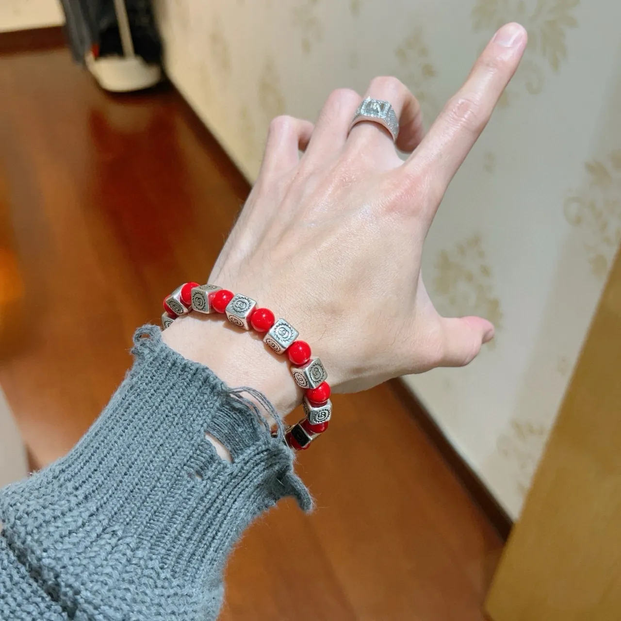 Gucci Red Silver Beaded Interlocking G Logo Cubes Bracelet 4