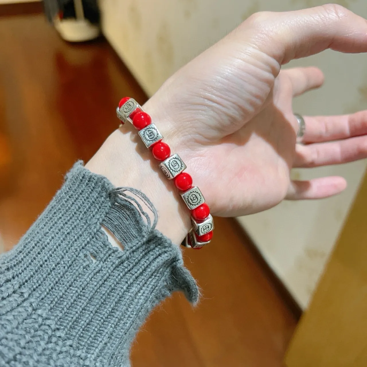 Gucci Red Silver Beaded Interlocking G Logo Cubes Bracelet 7