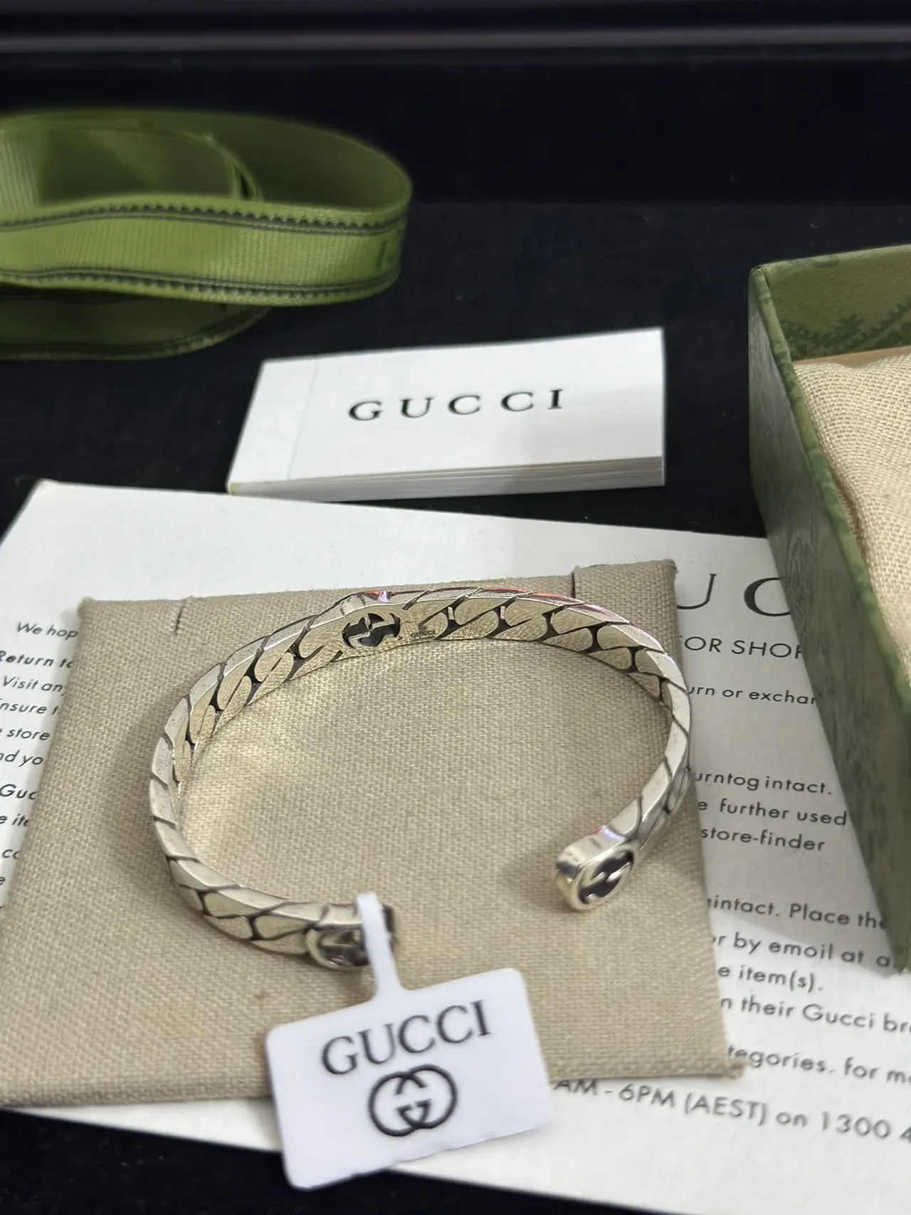 Gucci Scale-Link Silver-Toned Open Cuff Bracelet 9