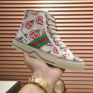 Gucci Screener Apple Print Beige Lifestyle Sneakers