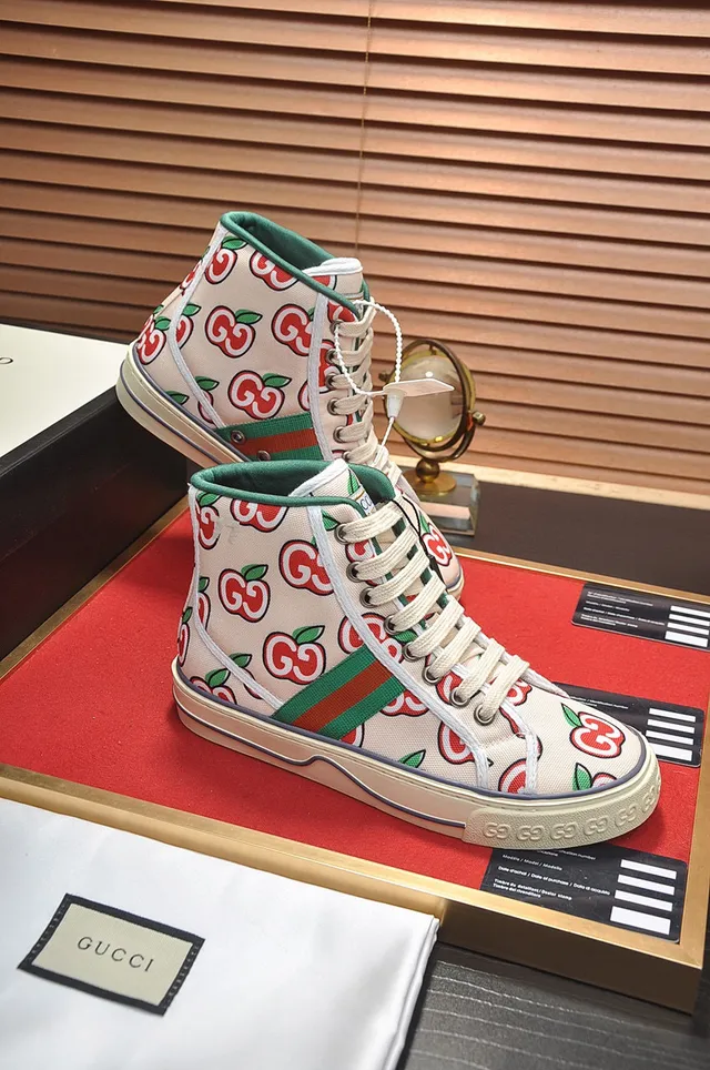 Gucci Screener Apple Print Beige Lifestyle Sneakers 5