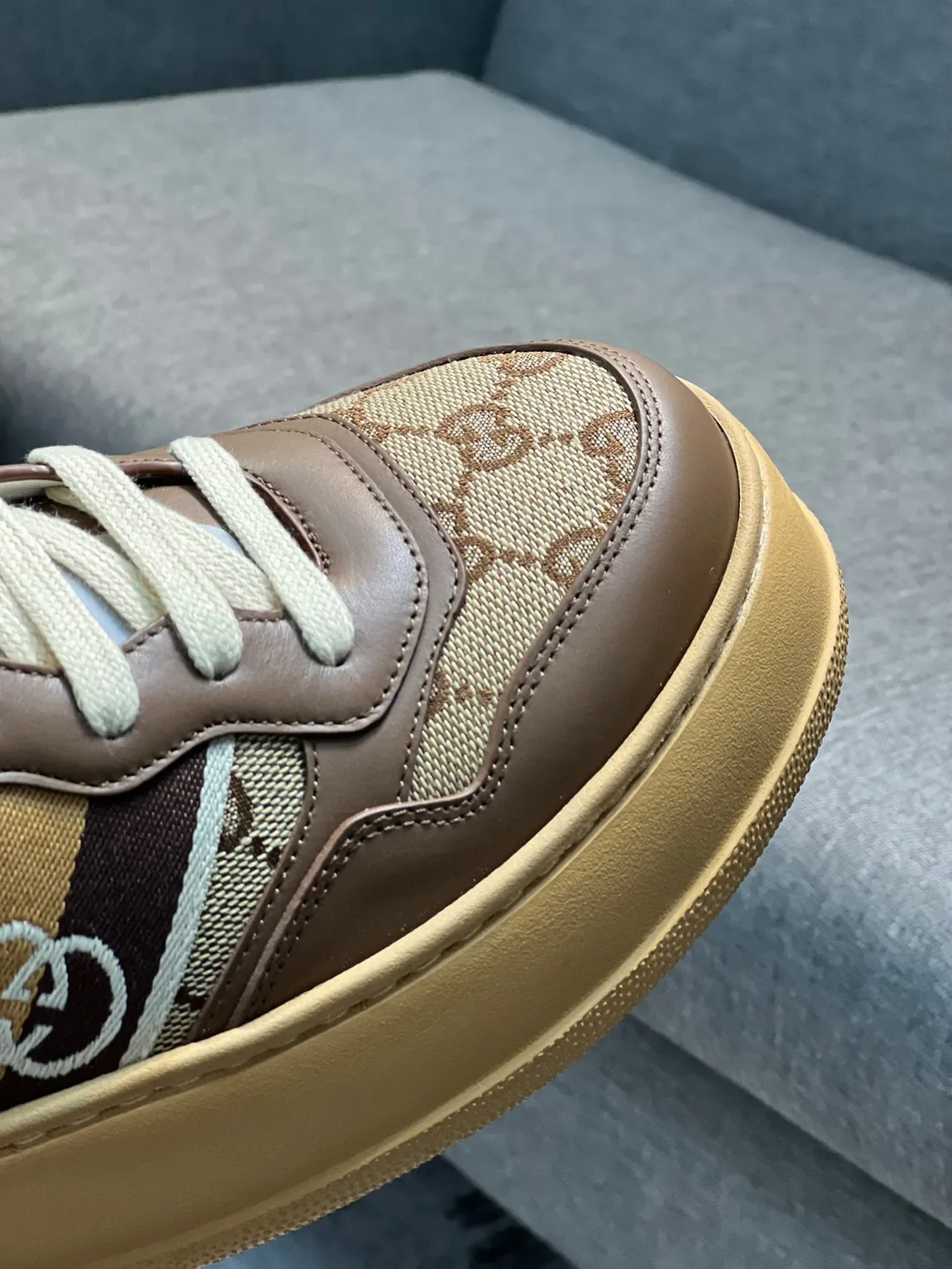 Gucci Screener Marron Beige Semelle Plateforme GG Monogram Canvas Sneakers Chunky 3