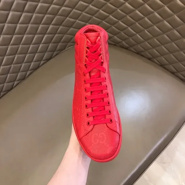 Gucci Screener Monochromatic Red Lifestyle Sneakers 2