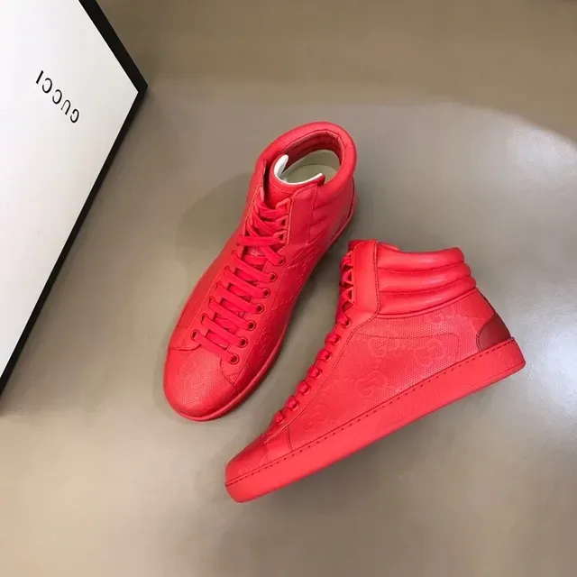 Gucci Screener Monochromatic Red Lifestyle Sneakers 6