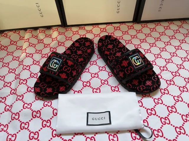 Gucci Screener Monogram-Print Black and Red Slide Slippers 7
