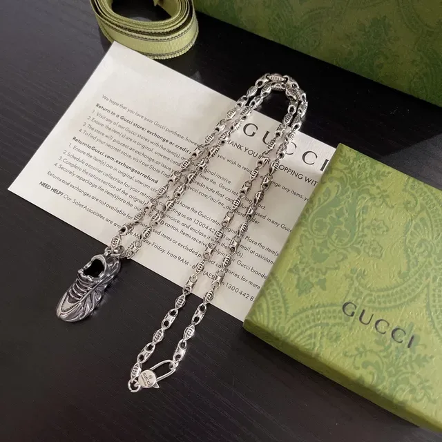 Gucci Screener Silver Black Sculpted Shoe Pendant Necklace 3