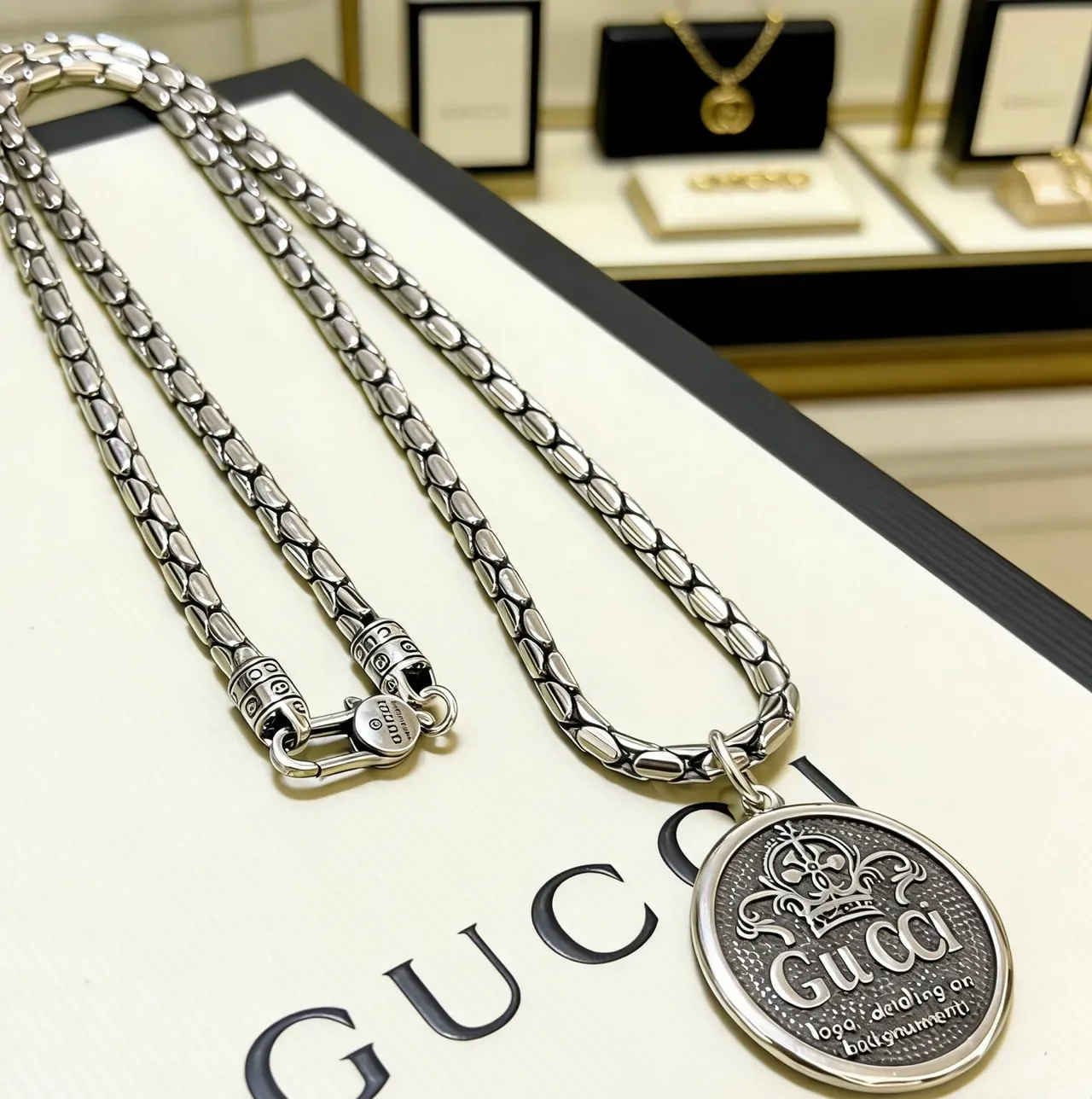 Gucci Seal Pendant Braided Chain Necklace 2