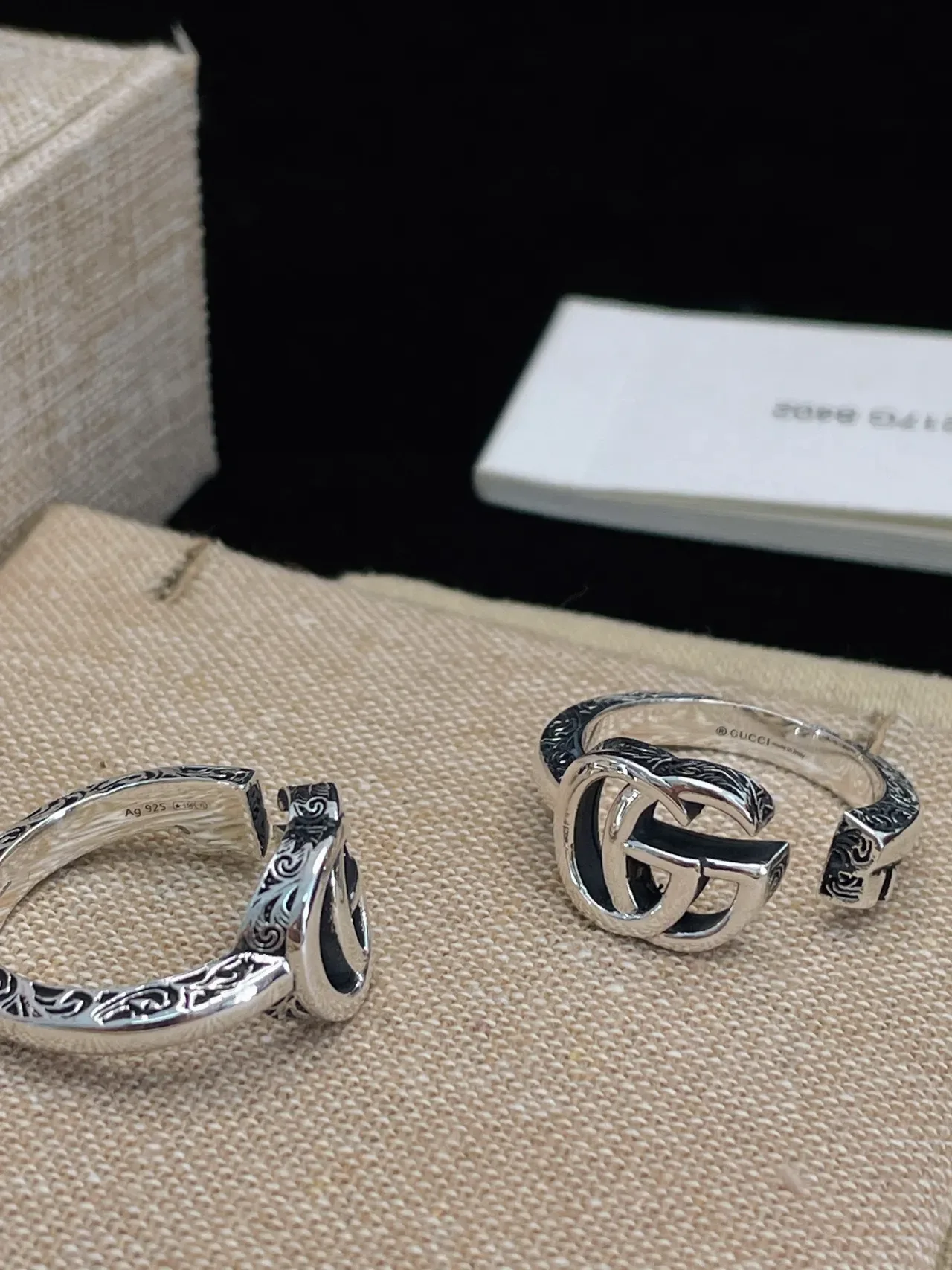 Gucci Silver Black Interlocking Double G Motif Polished Metal Ring 5