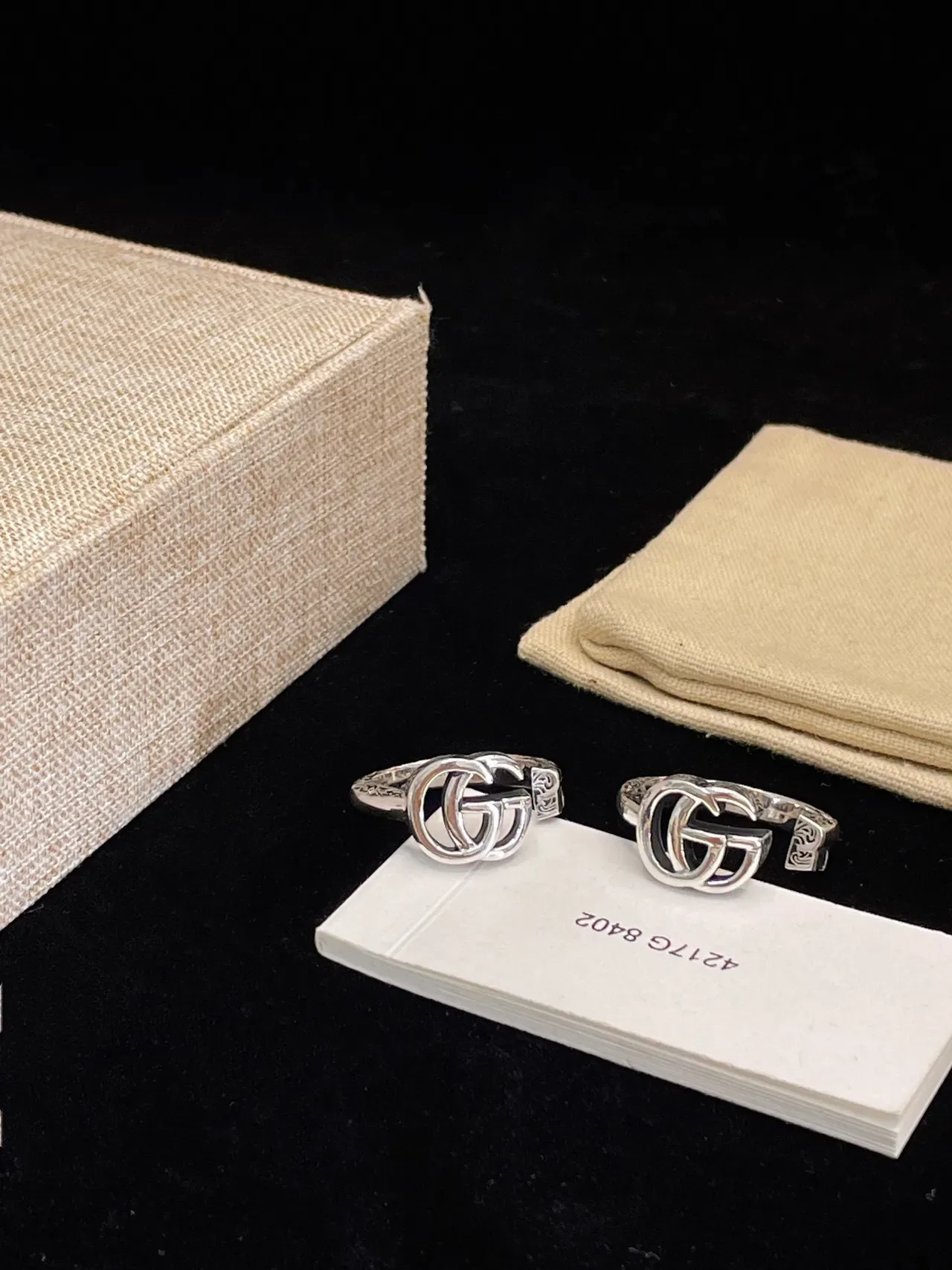 Gucci Silver Black Interlocking Double G Motif Polished Metal Ring 6