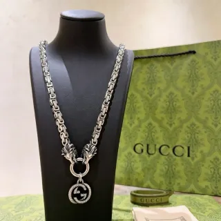Gucci 银黑金属狮头端子项链