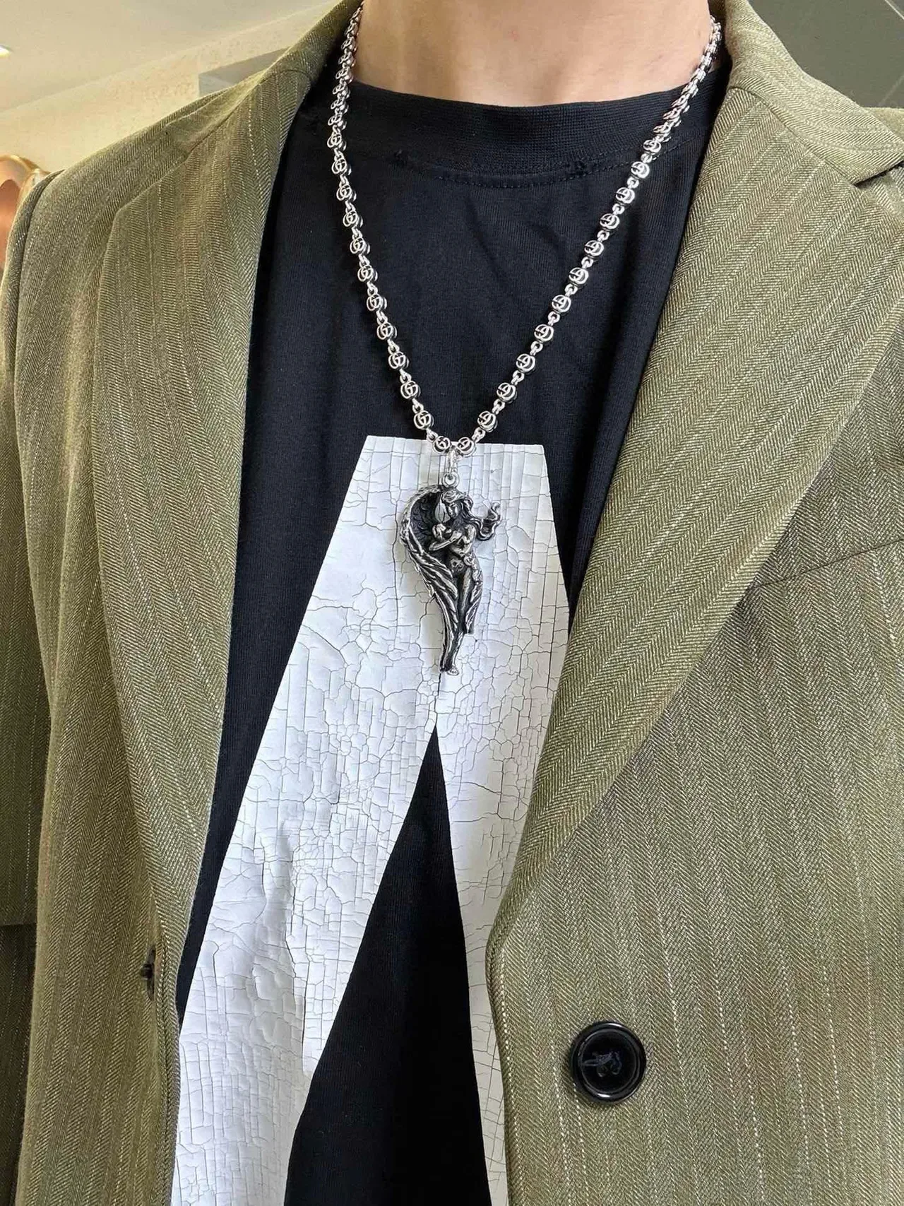 Gucci Silver Black Sculptural Angel Pendant Interlocking G-Link Chain Necklace 4