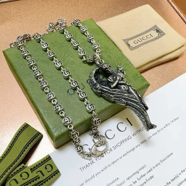 Gucci Silver Black Sculptural Angel Pendant Interlocking G-Link Chain Necklace 6