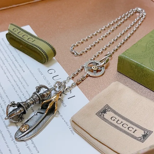 Gucci Silver Gold Chain Link Multi-Component Pendant Necklace 7