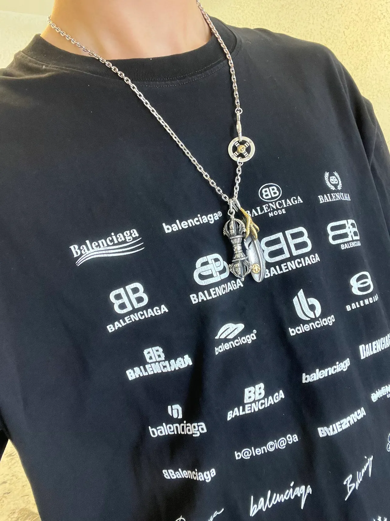 Gucci Silver Gold Chain Link Multi-Component Pendant Necklace 8