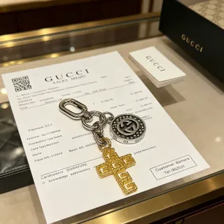 Gucci Prata e Ouro bicolor metal G entrelaçado pulseira de medalhão