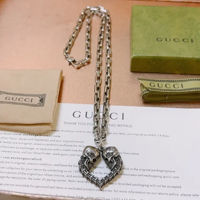 Gucci Skull Heart Pendant Heavy Link Chain Necklace 9