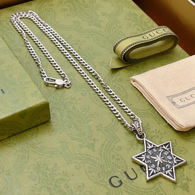 Gucci Star Pendant Silver Curb Chain Necklace 6