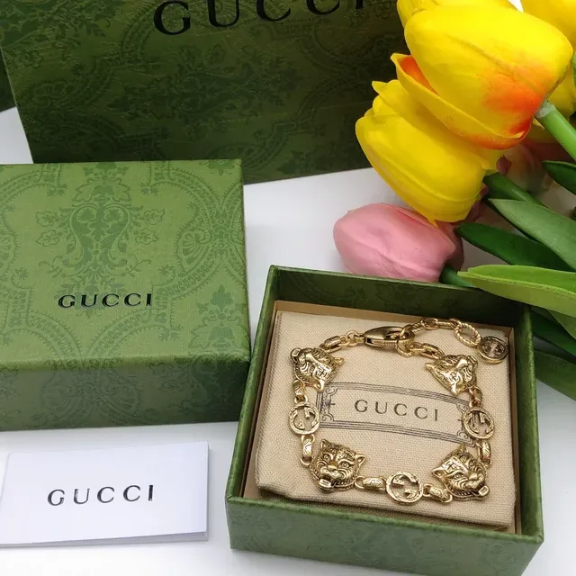Gucci Tiger Head and Interlocking G Charm Bracelet 5