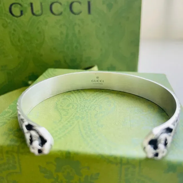 Gucci Tiger Head Cuff Silver Green Terminals Bracelet 3