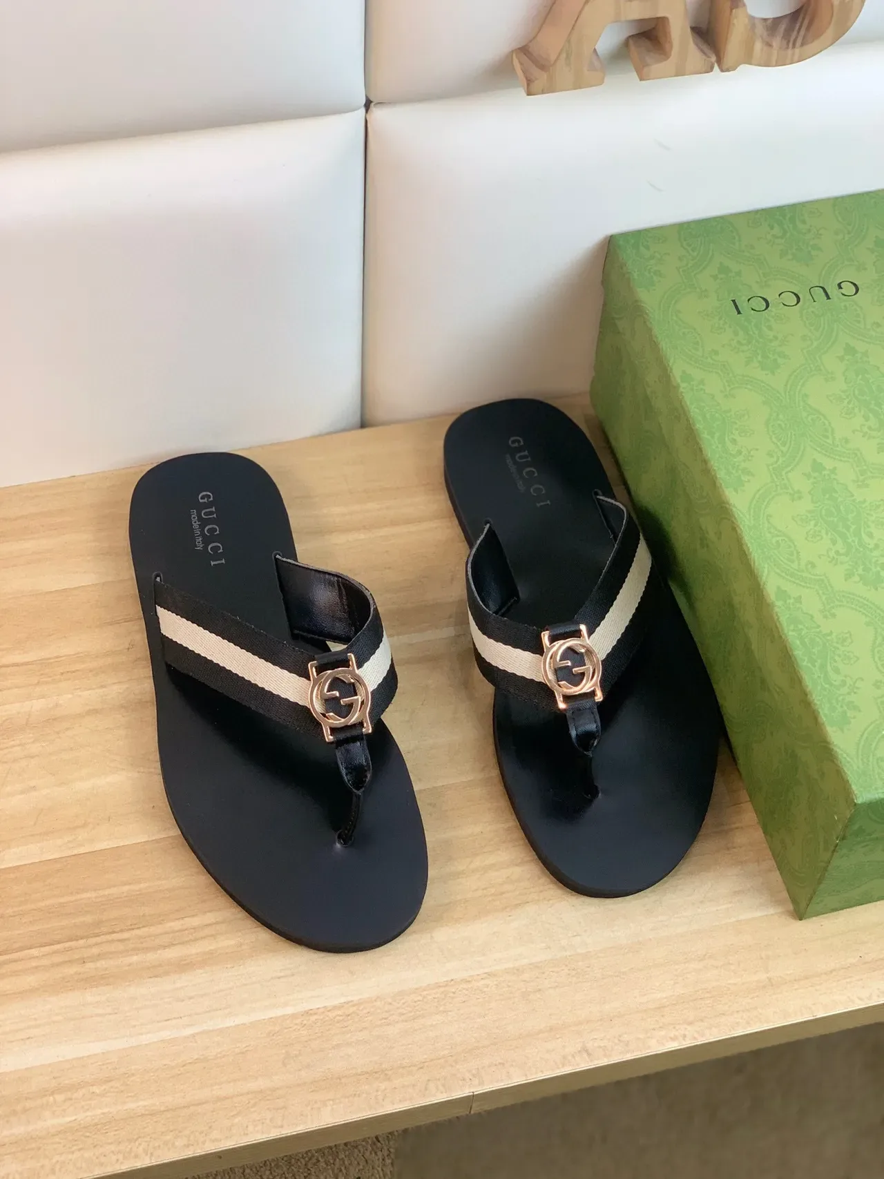 Gucci Web Stripe Flip Flop Black Beige Thong Strap Casual Sandals 9