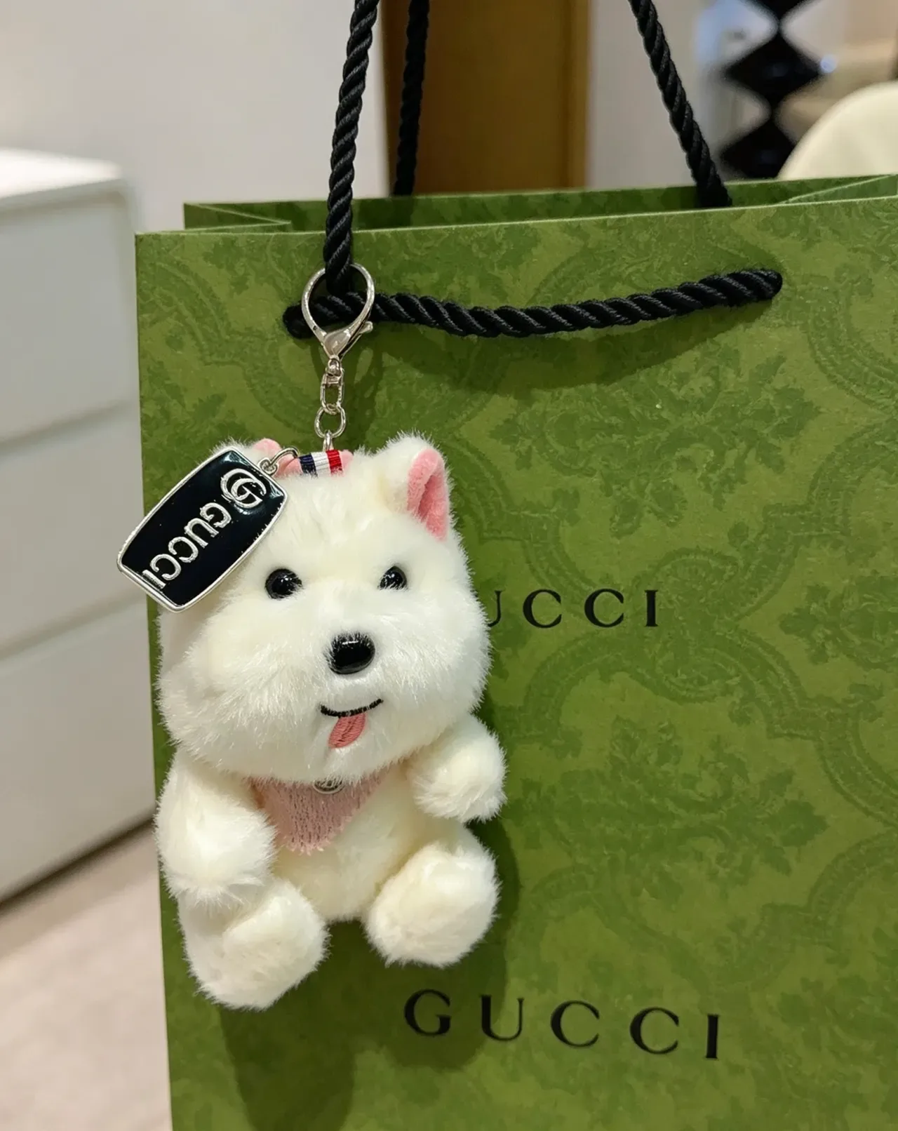 Gucci White Pink Plush Dog Accents Handbag 7