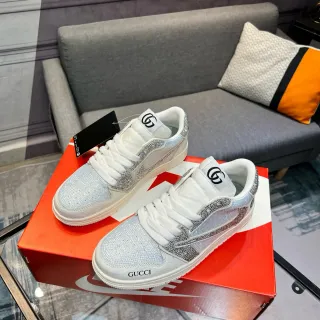 Gucci White Silver Crystal-Embellished Low-Top Lifestyle Sneakers