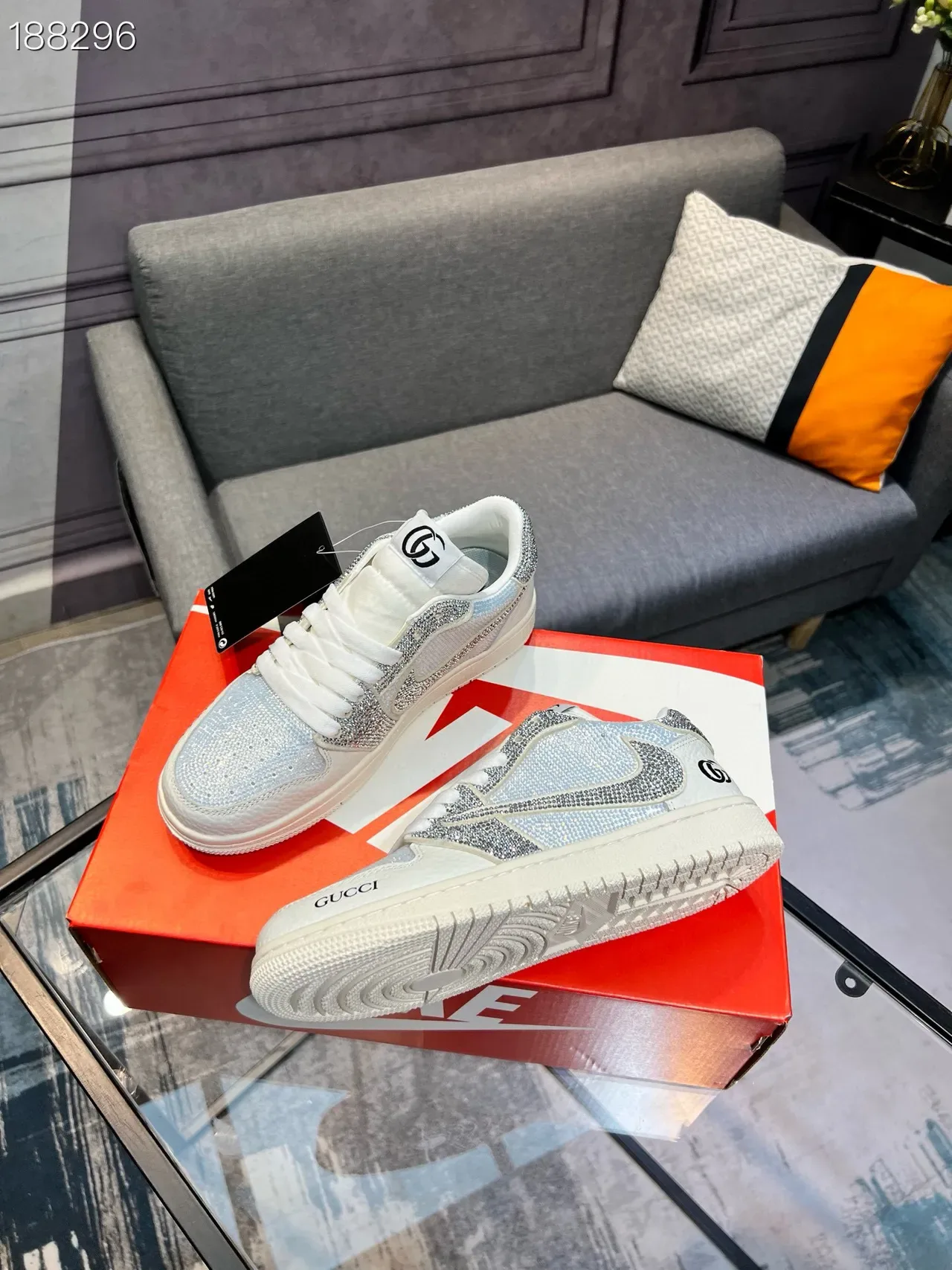 Gucci White Silver Crystal-Embellished Low-Top Lifestyle Sneakers 8