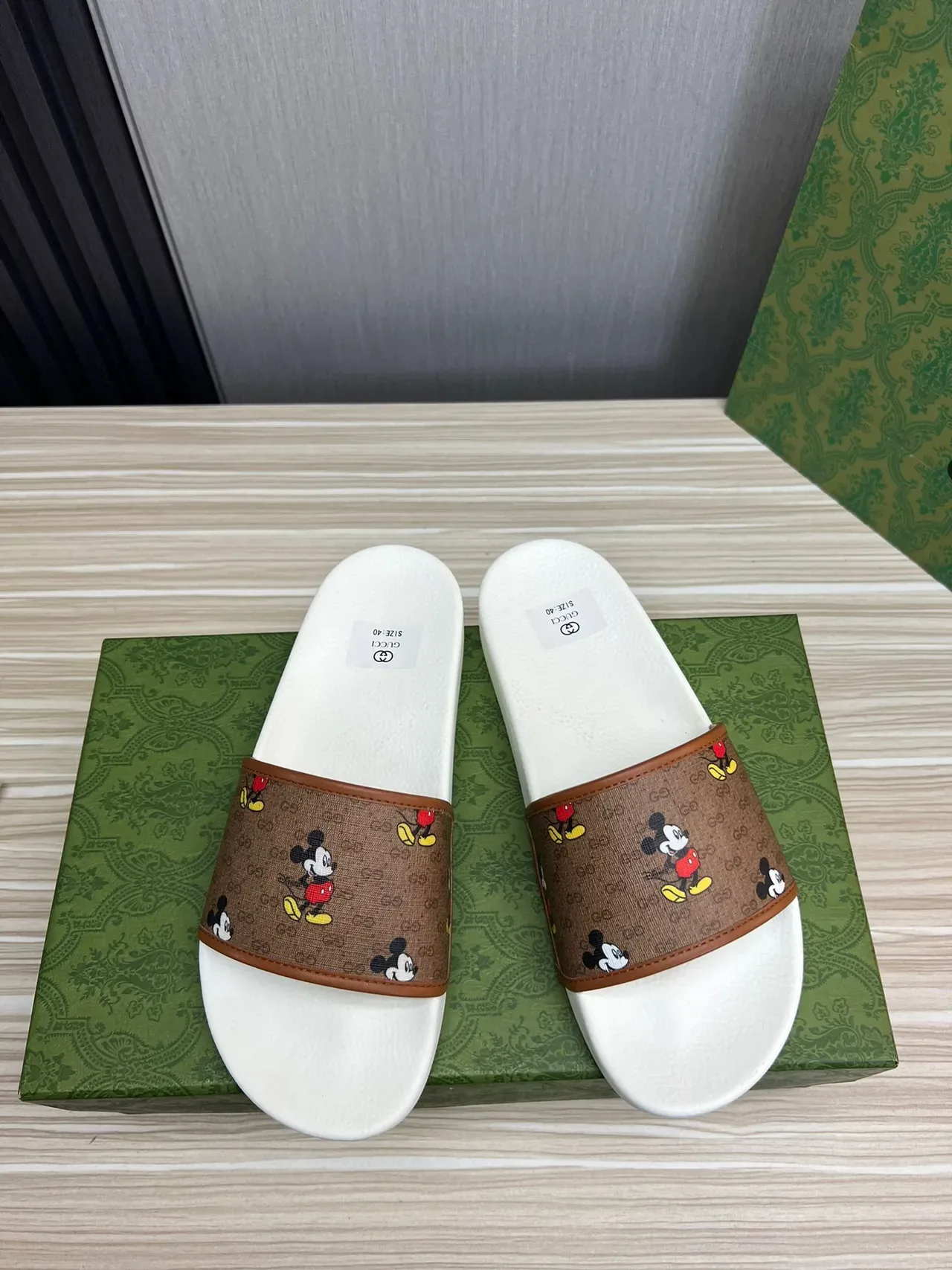 Gucci x Disney Mickey Mouse GG Supreme Slides 9