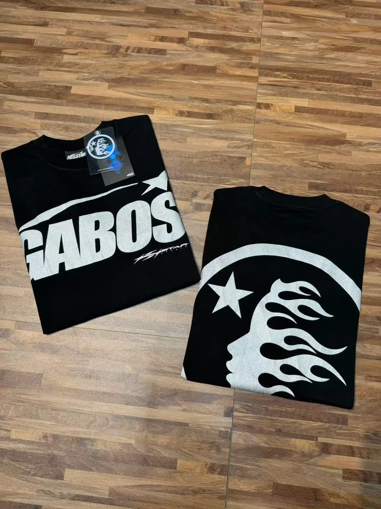 Camiseta Hellstar GABOS estampa gráfica prata metálica 2