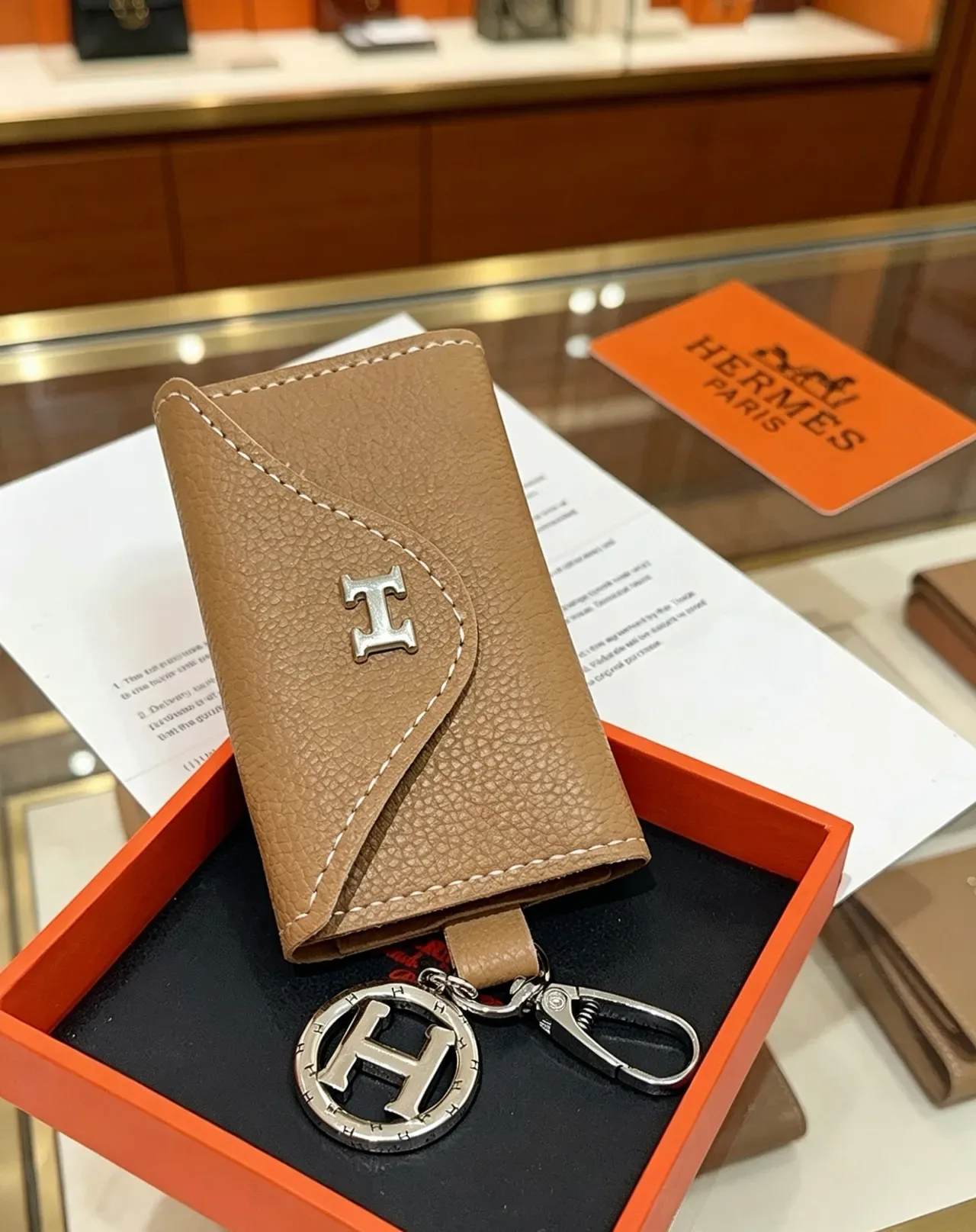 Hermès বেইজ ব্রাউন পেবল্ড লেদার প্যালাডিয়াম হার্ডওয়্যার হ্যান্ডব্যাগ 5