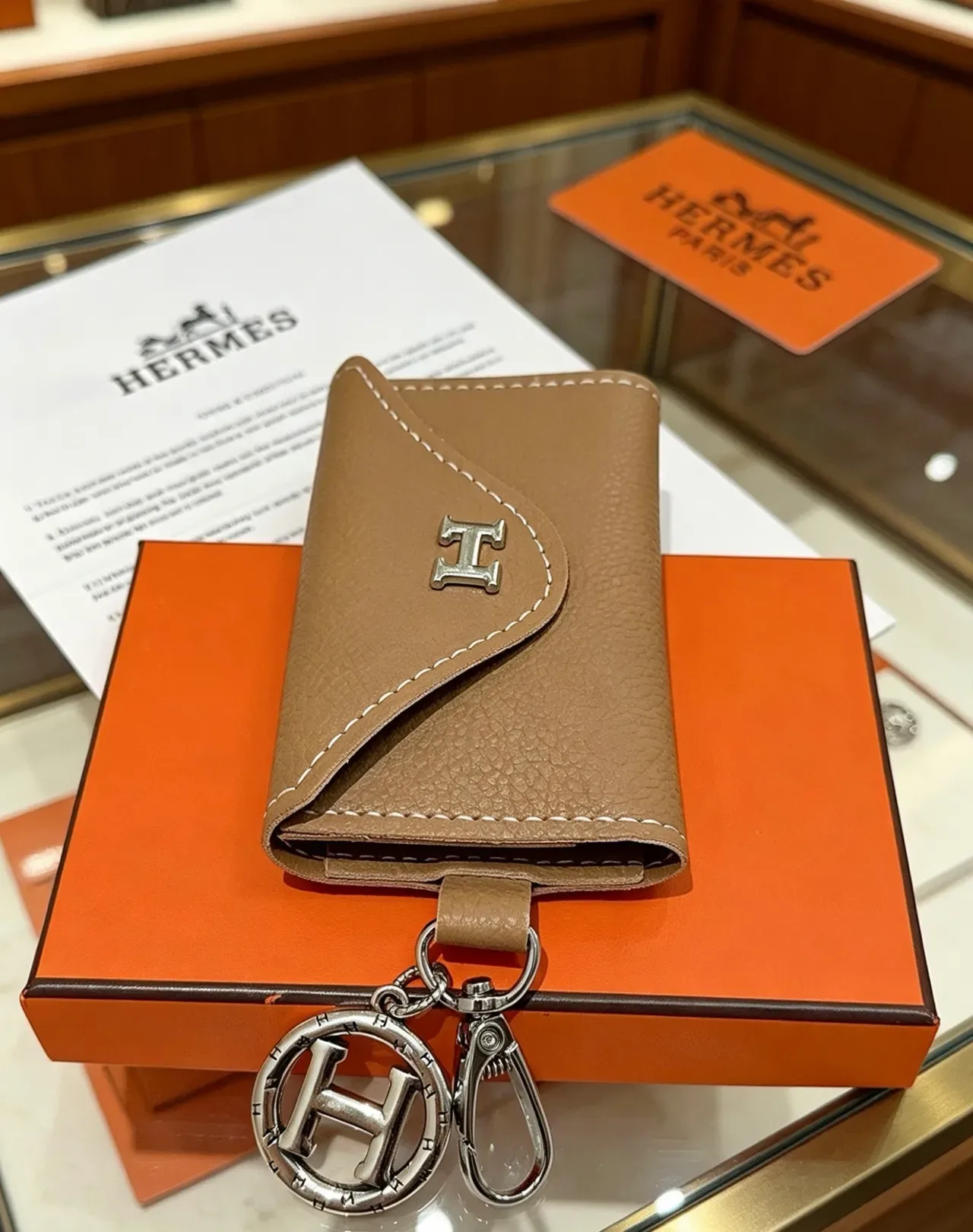 Hermès বেইজ ব্রাউন পেবল্ড লেদার প্যালাডিয়াম হার্ডওয়্যার হ্যান্ডব্যাগ 9