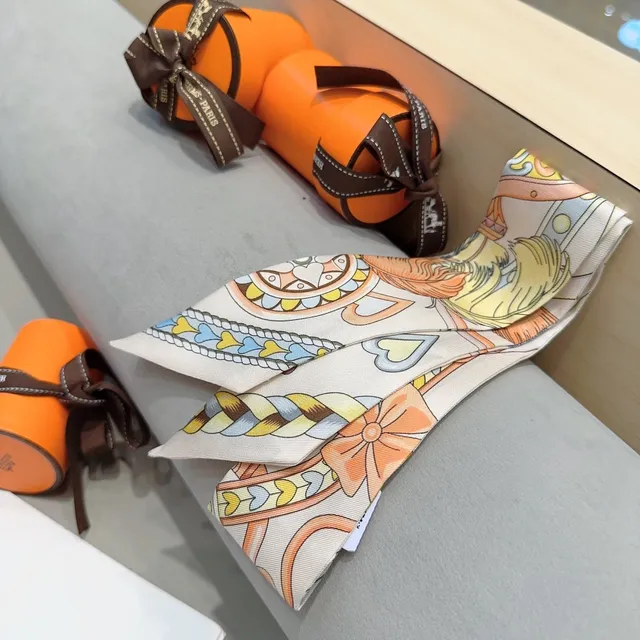 Hermès Beige Multicolor Printed Illustrative Motifs Silk Scarf 4