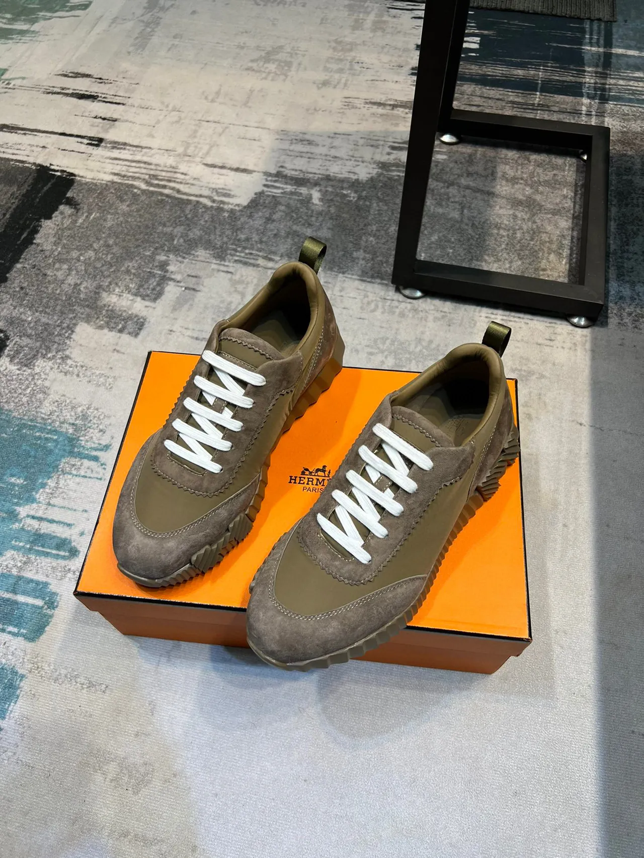 Hermès Bege Branco Suede E Nylon Superior Cordões Planos Tênis Lifestyle 5