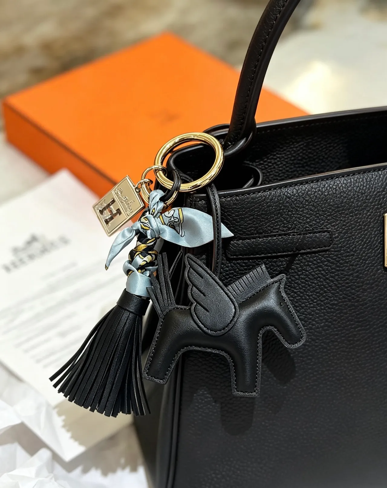 Hermès Birkin Beige Pebbled Leather Top-Handle Tote Bag 9
