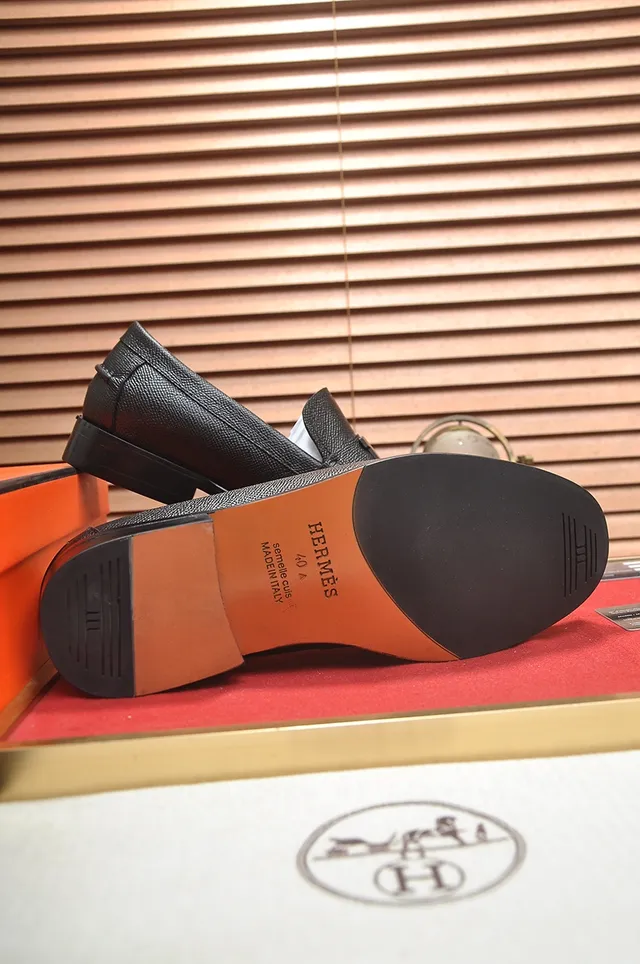 Hermès Black Textured Leather H-Shaped Metal Buckle Loafer 3