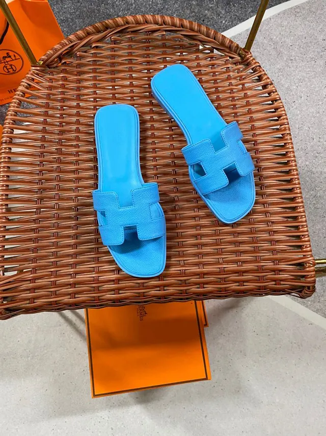 Hermès Blue H-Shaped Strap Textured Leather Slippers 3