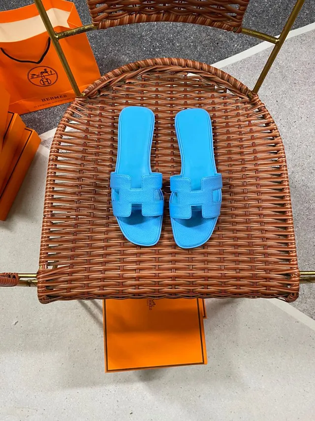 Hermès Blue H-Shaped Strap Textured Leather Slippers 5