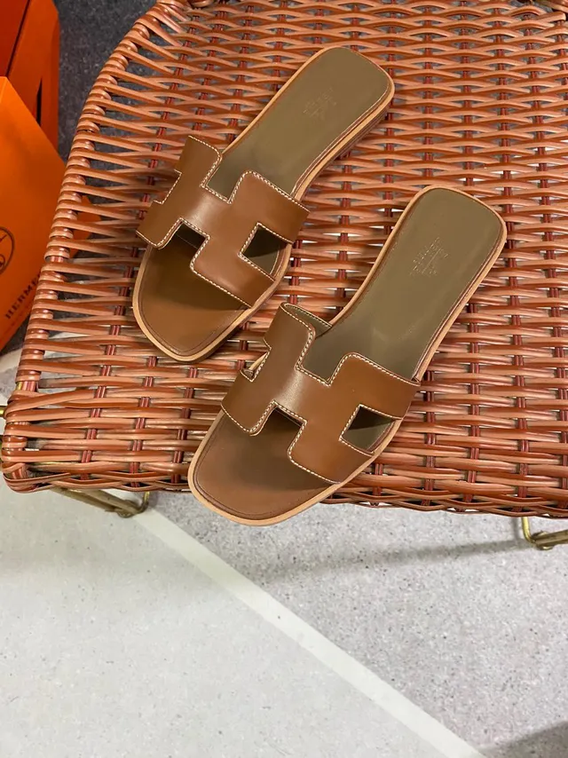 Hermès Brown Beige H-Shaped Cutout Strap Smooth Tan Leather Slippers 3